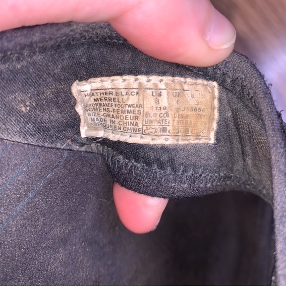 Black Crisscross Sandals - Picture 4 of 10